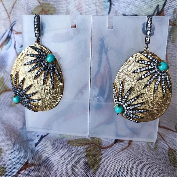 PJM Phoenix Jewelry Manufacturing Brushed Gold Faux Turquoise Pierced Earrings - Picture 3 of 8